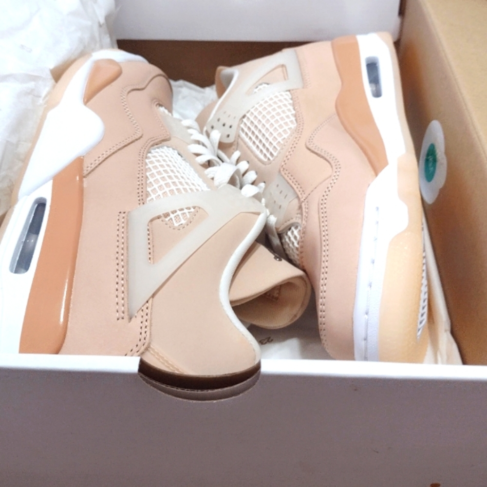 Air Jordan Retro 4 Shimmer